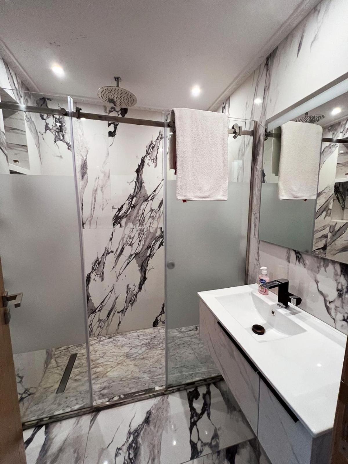 Luxury 3 Bedroom Panoramic Views In Hotspot With Fibre Optic Wifi And Netflix Tanger Exteriör bild